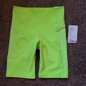 NEW ATHLETA shorts stay fly 9" size XXS high rise